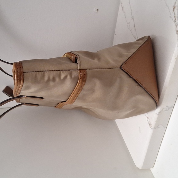 Michael Kors Kempton Tan Nylon Tote - Picture 4 of 12